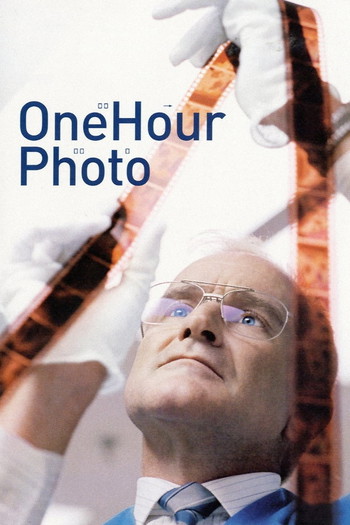 Poster for the movie «One Hour Photo»