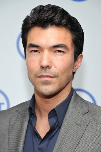 Photo of actor Ian Anthony Dale