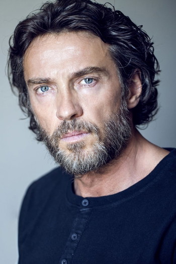 Photo of actor Alessio Boni