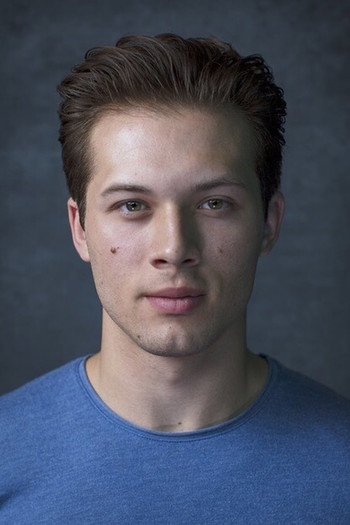 Фото актёра Leo Howard