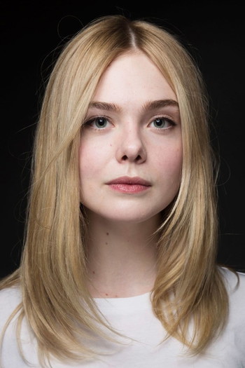 Photo of actress Elle Fanning