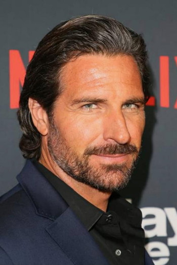 Photo of actor Ed Quinn