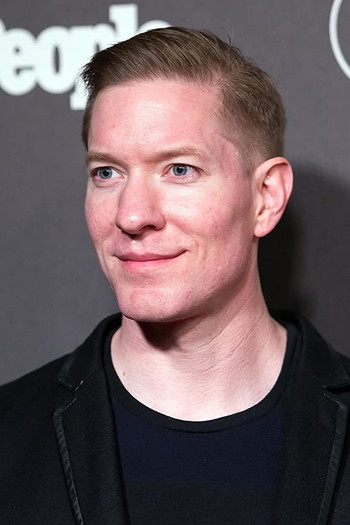 Photo of actor Joseph Sikora