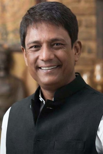 Photo of actor Adil Hussain