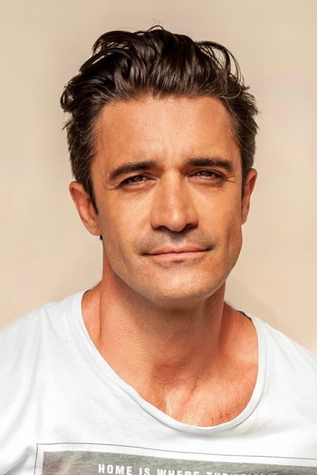 Photo of actor Gilles Marini