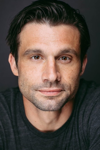 Photo of actor Dillon Casey