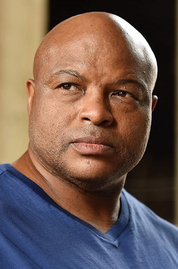 Photo of actor Michael Beasley