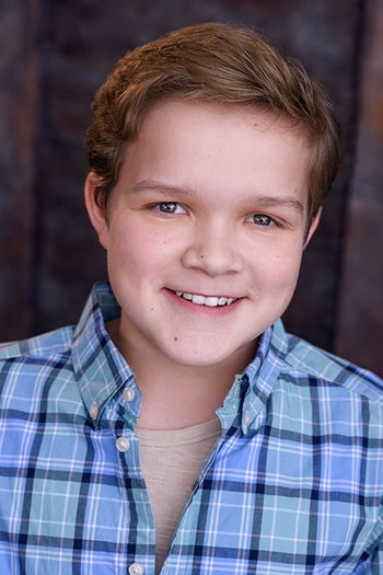 Photo of actor Brady Allen