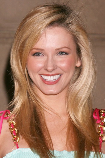 Photo of actress Shandi Finnessey