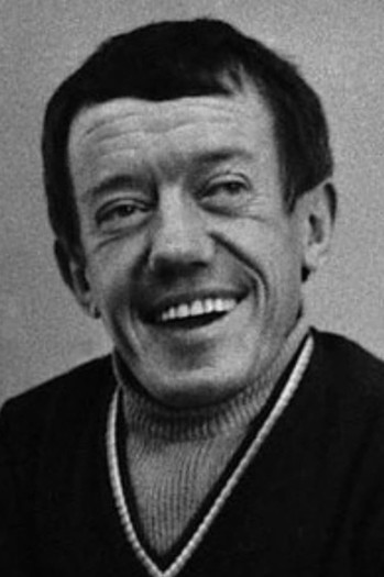 Photo of actor Kenny Baker