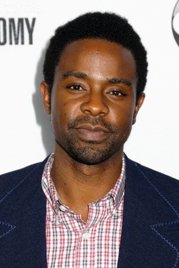 Photo of actor Brandon Scott