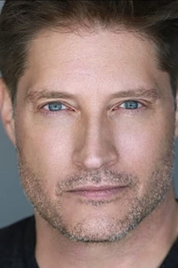 Photo of actor Sean Kanan