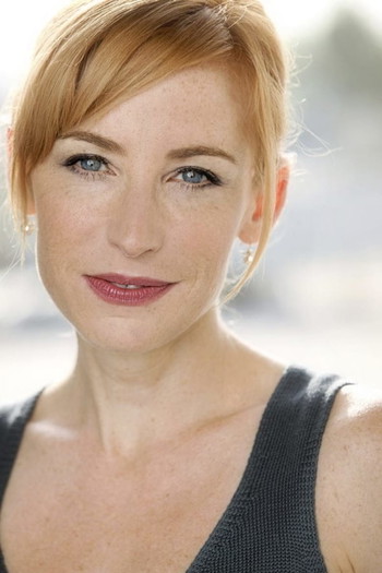 Photo of actress Karen Strassman