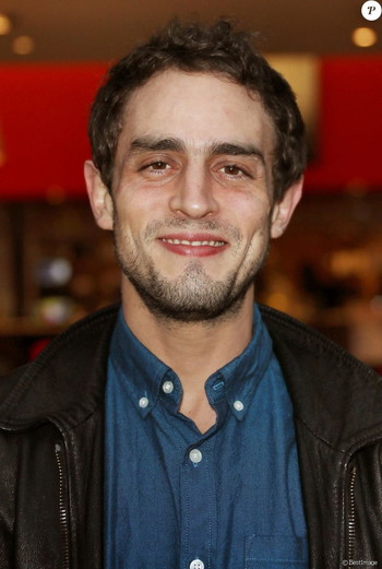 Photo of actor Benjamin Siksou