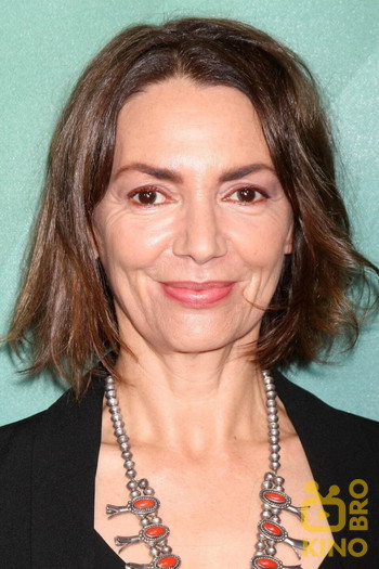 Photo of actress Joanne Whalley