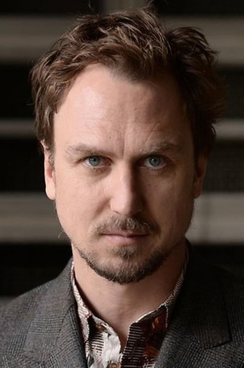 Photo of actor Lars Eidinger