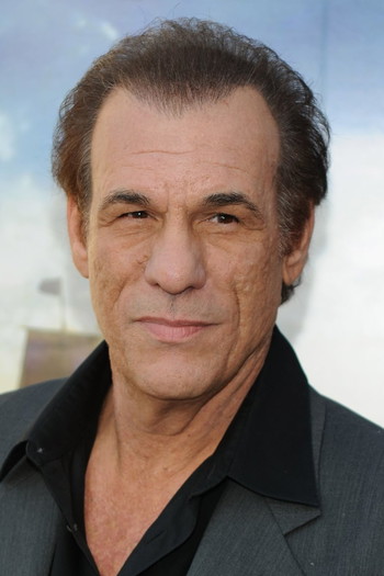 Photo of actor Robert Davi