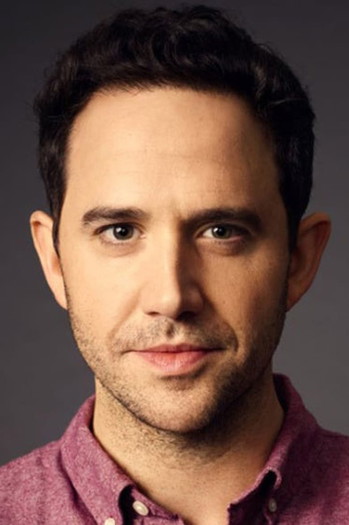 Photo of actor Santino Fontana