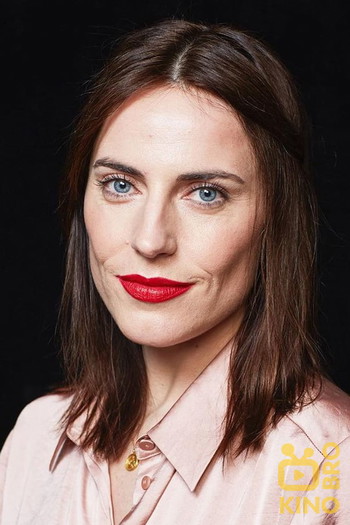 Photo of actress Antje Traue