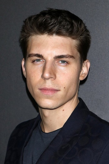 Фото актёра Nolan Gerard Funk