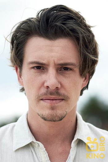 Photo of actor Xavier Samuel