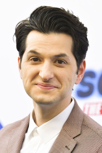 Фото актора Ben Schwartz