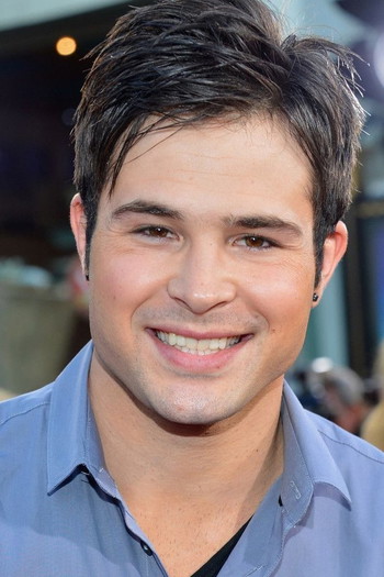 Photo of actor Cody Longo