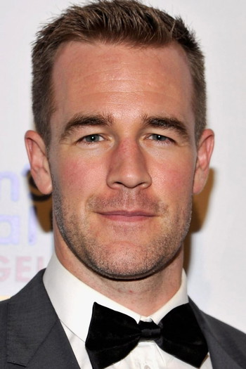 Photo of actor James Van Der Beek