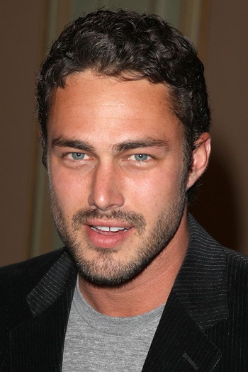 Фото актора Taylor Kinney