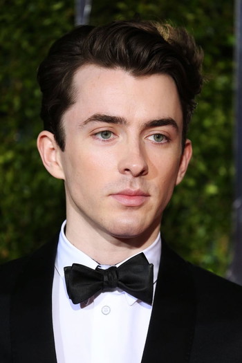 Photo of actor Matthew Beard