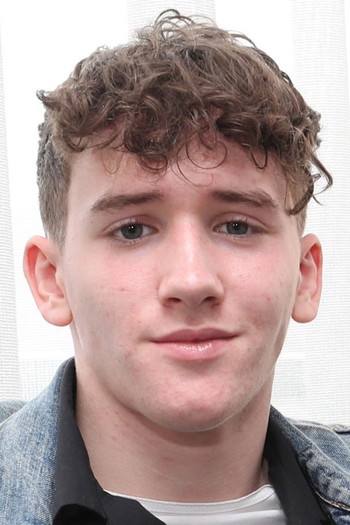 Photo of actor Art Parkinson