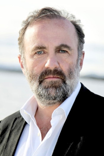 Photo of actor Lorcan Cranitch