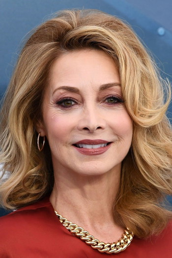 Photo of actress Sharon Lawrence