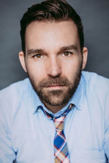 Photo of actor Geoff Gustafson