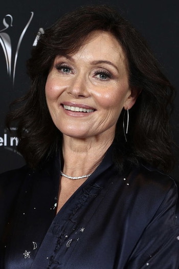 Photo of actress Essie Davis