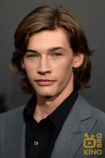 Photo of actor Jacob Lofland