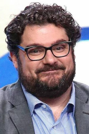 Photo of actor Bobby Moynihan