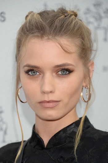 Photo of actress Abbey Lee