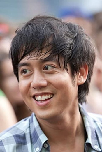 Photo of actor Allen Evangelista