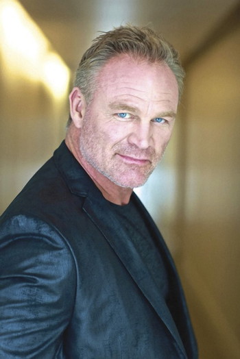 Photo of actor Brian Bosworth