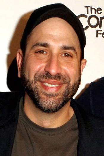 Photo of actor Dave Attell