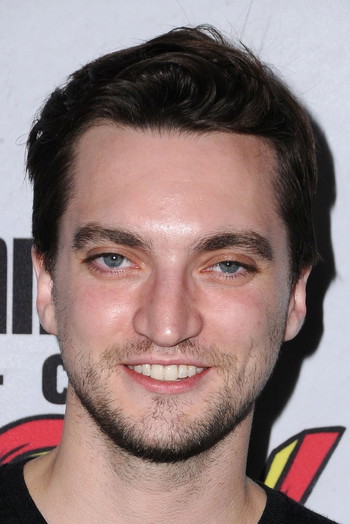 Photo of actor Richard Harmon