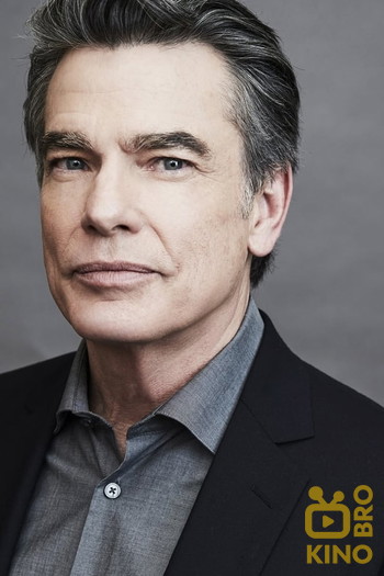 Photo of actor Peter Gallagher