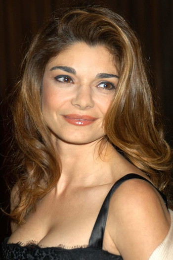 Photo of actress Laura San Giacomo