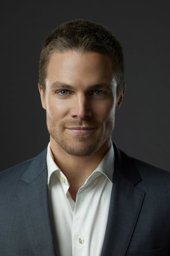 Photo of actor Stephen Amell