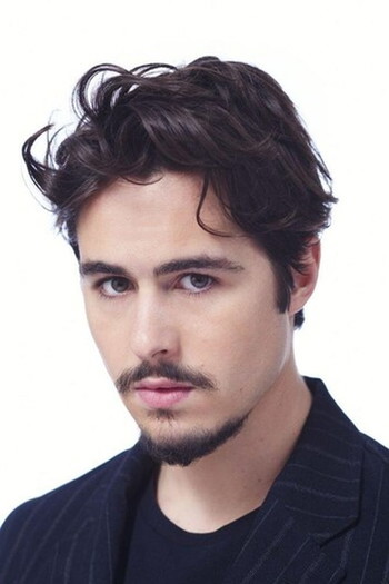 Photo of actor Ben Schnetzer