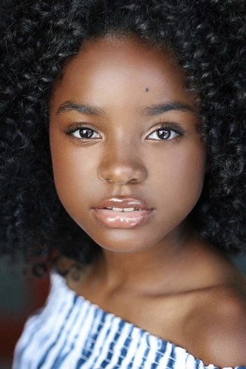 Photo of actress Saniyya Sidney