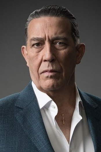 Photo of actor Ciarán Hinds