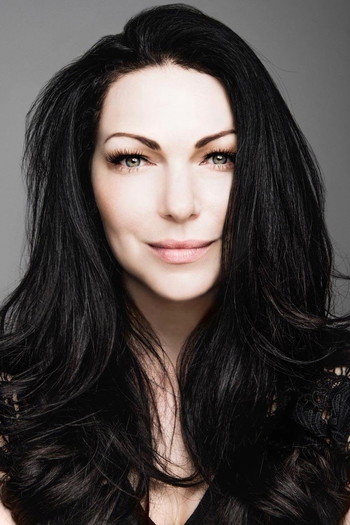 Photo of actress Laura Prepon