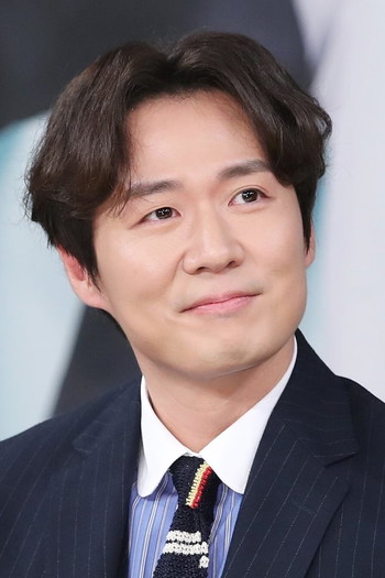 Photo of actor Jeong-hun Yeon